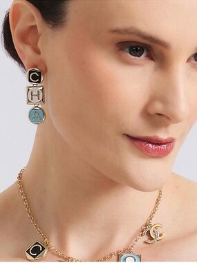 CHANEL Block Earrings